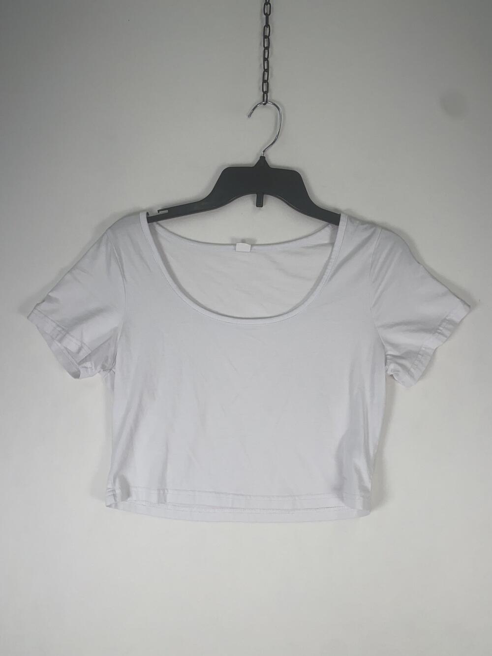 Trendy T-shirt Juniors XL White Cropped Scoop Neck Short Sleeve Stretch Top
